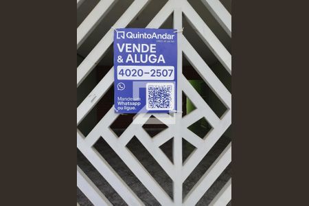 Placa de casa à venda com 3 quartos, 189m² em Vila Lutécia, Santo André