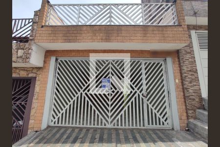 Fachada de casa à venda com 3 quartos, 189m² em Vila Lutécia, Santo André