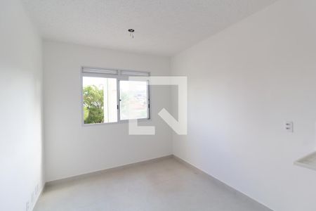 Sala/Cozinha de apartamento para alugar com 2 quartos, 34m² em Colônia (zona Leste), São Paulo