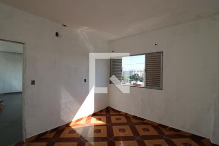 Quarto 2 de casa para alugar com 2 quartos, 96m² em Jardim Três Marias, São Paulo