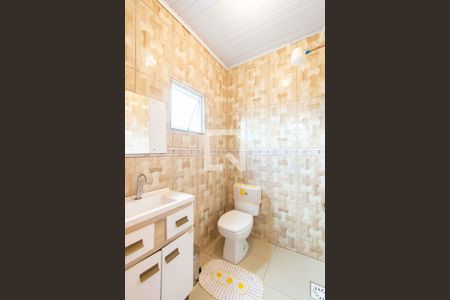 Banheiro 2 de casa para alugar com 3 quartos, 440m² em Harmonia, Canoas