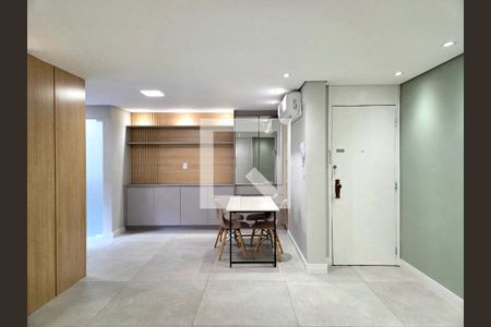 Sala de apartamento à venda com 3 quartos, 116m² em Chácara Itaim, São Paulo