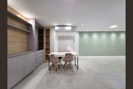 Sala de apartamento à venda com 3 quartos, 116m² em Chácara Itaim, São Paulo