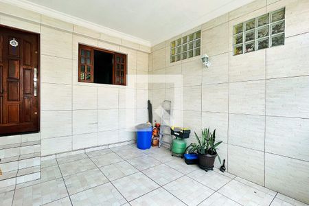Garagem de casa à venda com 2 quartos, 117m² em Macedo, Guarulhos