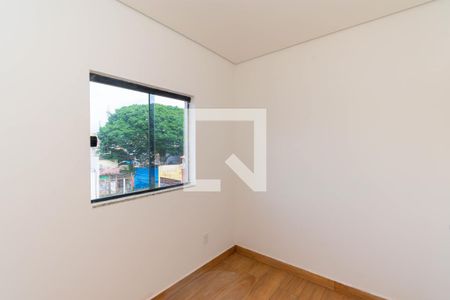 Quarto 2 de apartamento para alugar com 2 quartos, 30m² em Chácara Mafalda, São Paulo