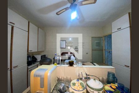 Cozinha 2 de casa à venda com 5 quartos, 264m² em Jardim Las Vegas, Guarulhos