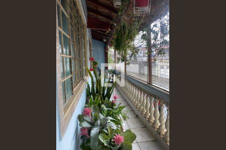 Área Externa de casa à venda com 5 quartos, 264m² em Jardim Las Vegas, Guarulhos