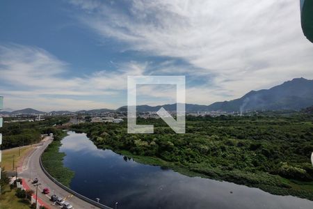 Vista de apartamento à venda com 2 quartos, 77m² em Barra da Tijuca, Rio de Janeiro
