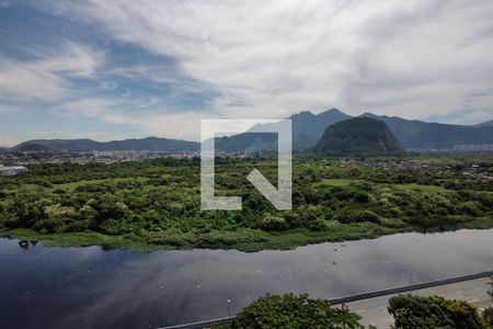 Vista de apartamento à venda com 2 quartos, 77m² em Barra da Tijuca, Rio de Janeiro