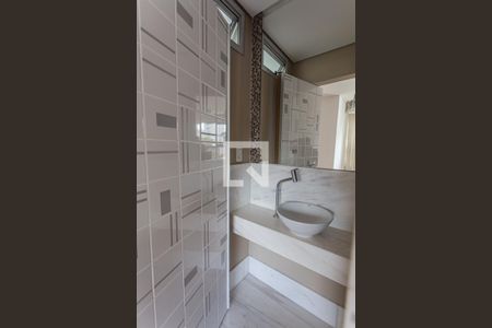 Lavabo na Sala de apartamento para alugar com 2 quartos, 70m² em Santo Antônio, Belo Horizonte