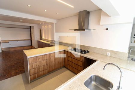 Cozinha de apartamento à venda com 2 quartos, 120m² em Chácara Itaim, São Paulo