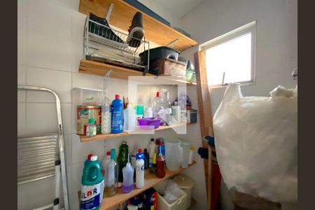 Dispensa de apartamento à venda com 3 quartos, 75m² em Havaí, Belo Horizonte
