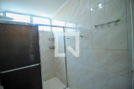 Banheiro de apartamento à venda com 3 quartos, 92m² em Pari, São Paulo
