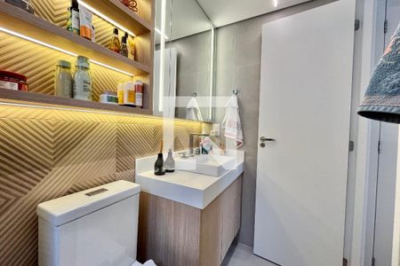 Banheiro da Suíte de apartamento à venda com 2 quartos, 57m² em Chácara Inglesa, São Paulo