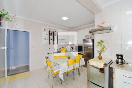 Cozinha de casa à venda com 3 quartos, 220m² em Jardim Vila Galvao, Guarulhos