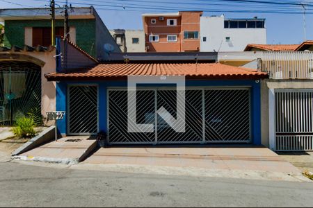 Fachada de casa à venda com 3 quartos, 220m² em Jardim Vila Galvao, Guarulhos