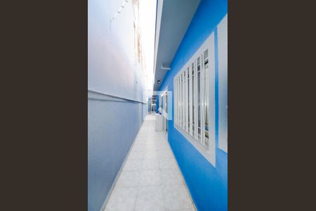 Corredor Lateral de casa à venda com 3 quartos, 220m² em Jardim Vila Galvao, Guarulhos