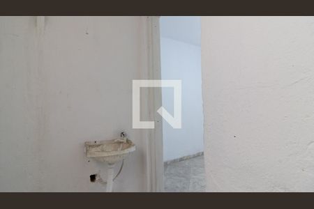 Banheiro da Suíte de casa para alugar com 1 quarto, 47m² em Parque Cisper, São Paulo