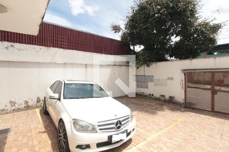 Garagem de apartamento para alugar com 3 quartos, 180m² em São João Batista, Belo Horizonte