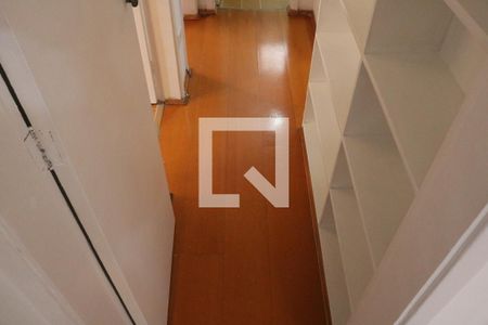 Corredor de apartamento para alugar com 3 quartos, 90m² em Perdizes, São Paulo