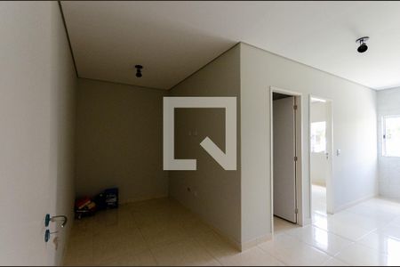 Sala de kitnet/studio para alugar com 1 quarto, 40m² em Jardim Jaragua (sao Domingos), São Paulo
