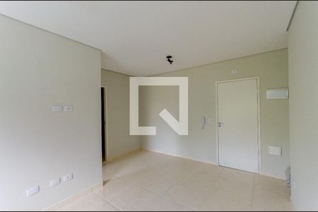 Sala de kitnet/studio para alugar com 1 quarto, 40m² em Jardim Jaragua (sao Domingos), São Paulo