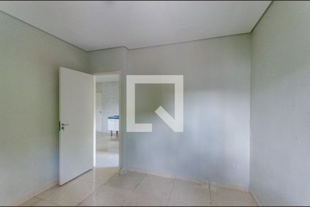 Quarto 2 de apartamento para alugar com 2 quartos, 40m² em Jardim Jaragua (sao Domingos), São Paulo