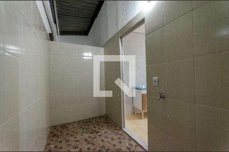 Área de Serviço de apartamento para alugar com 2 quartos, 40m² em Jardim Jaragua (sao Domingos), São Paulo