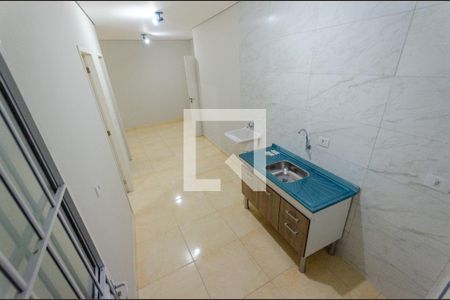 Cozinha de apartamento para alugar com 1 quarto, 40m² em Jardim Jaragua (sao Domingos), São Paulo