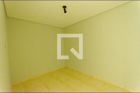 Quarto 2 de apartamento para alugar com 2 quartos, 40m² em Jardim Jaragua (sao Domingos), São Paulo