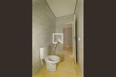 Banheiro de apartamento para alugar com 2 quartos, 40m² em Jardim Jaragua (sao Domingos), São Paulo