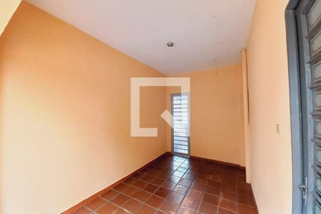 Garagem de casa à venda com 3 quartos, 90m² em Jardim São Pedro, Campinas