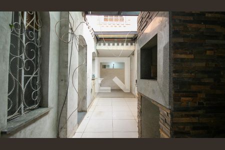 Quintal de casa à venda com 5 quartos, 300m² em Vila Antonieta, São Paulo