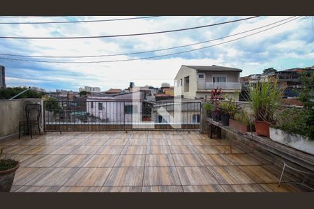 Varanda de casa à venda com 5 quartos, 300m² em Vila Antonieta, São Paulo