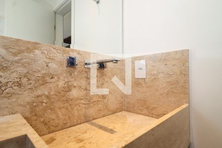 Banheiro da Suíte  de apartamento para alugar com 2 quartos, 74m² em Jardim Ampliacao, São Paulo