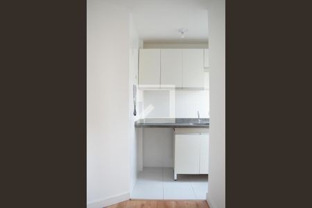 Cozinha de apartamento para alugar com 1 quarto, 33m² em Centro, Curitiba