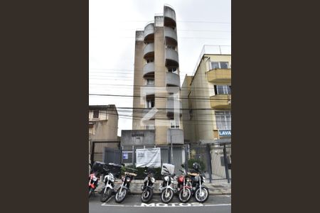 Fachada de apartamento para alugar com 1 quarto, 33m² em Centro, Curitiba