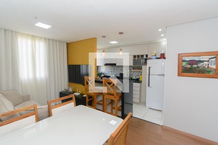 Sala de apartamento para alugar com 2 quartos, 48m² em Jardim Riacho das Pedras, Contagem