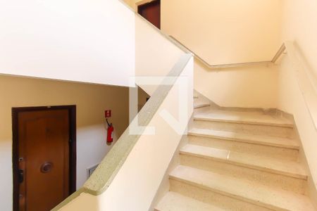 Escada de apartamento à venda com 1 quarto, 80m² em Mooca, São Paulo