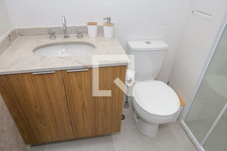 Banheiro de kitnet/studio para alugar com 1 quarto, 30m² em Perdizes, São Paulo