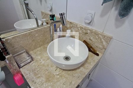 Banheiro de apartamento à venda com 2 quartos, 45m² em Jardim Iris, São Paulo