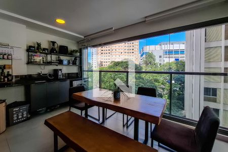 Varanda de apartamento à venda com 1 quarto, 44m² em Vila Mariana, São Paulo
