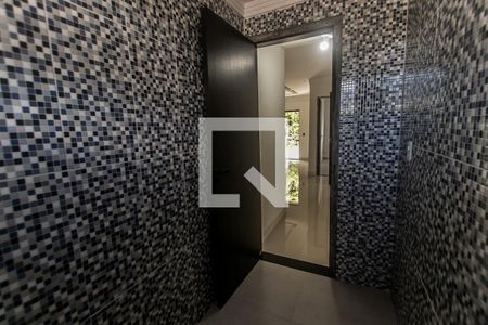 Banheiro  de casa de condomínio para alugar com 2 quartos, 100m² em Jardim das Margaridas, Salvador
