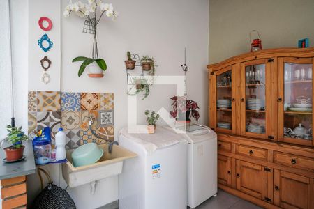 Quintal e área de serviço de casa à venda com 2 quartos, 140m² em Rudge Ramos, São Bernardo do Campo