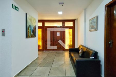 Hall de entrada de apartamento para alugar com 1 quarto, 70m² em Vila Tupi, Praia Grande
