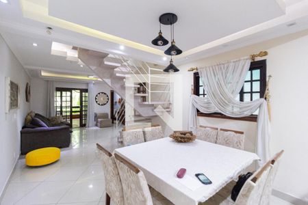 Sala de casa à venda com 3 quartos, 275m² em Santa Maria, Osasco