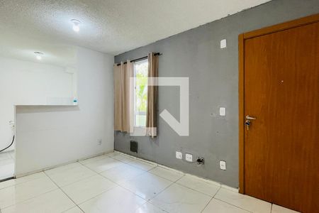 Sala de apartamento para alugar com 2 quartos, 39m² em Jardim Nova Cidade, Guarulhos