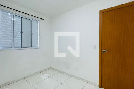 Quarto 2 de apartamento para alugar com 2 quartos, 39m² em Jardim Nova Cidade, Guarulhos