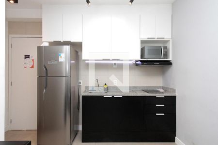 Sala/Cozinha de apartamento para alugar com 1 quarto, 28m² em Bela Vista, São Paulo