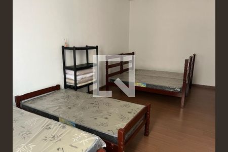 Quarto de apartamento para alugar com 2 quartos, 81m² em Vila Tupi, Praia Grande